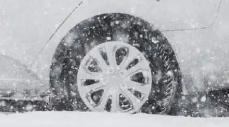 NB Winter Wreaks Havoc On Vehicles
