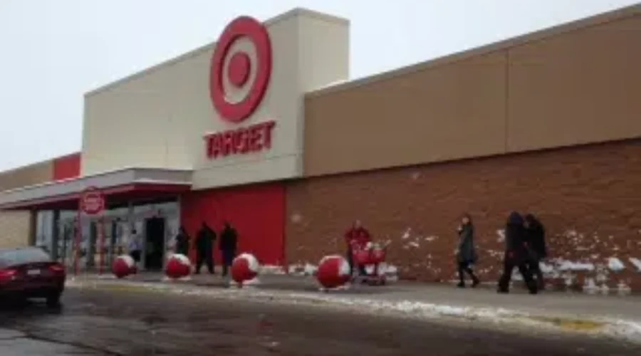 Moncton Target Store Closes