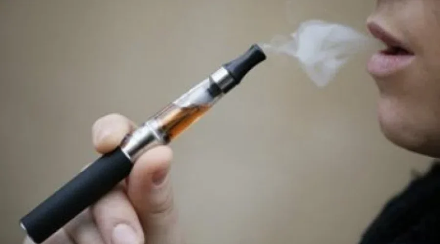 Half Of E-cigarette Users Haven’t Reduced Tobacco Dependency