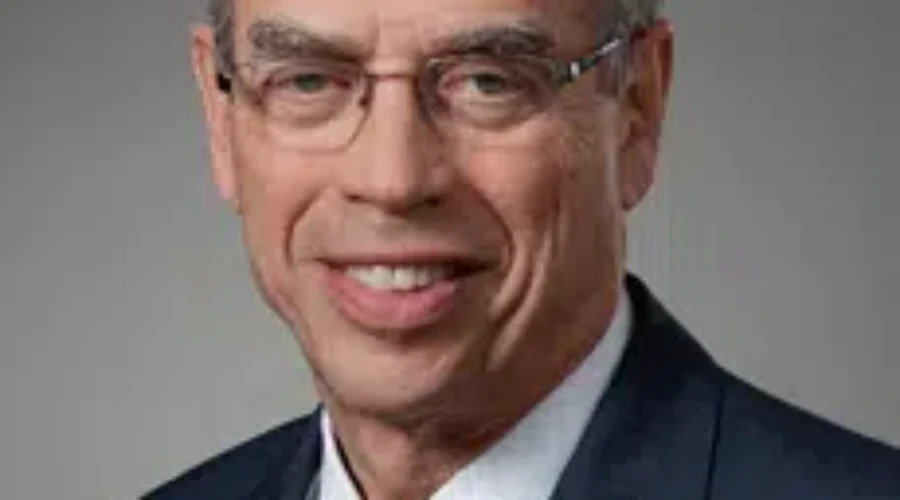 Federal Finance Minister Makes Brief Stop In Moncton