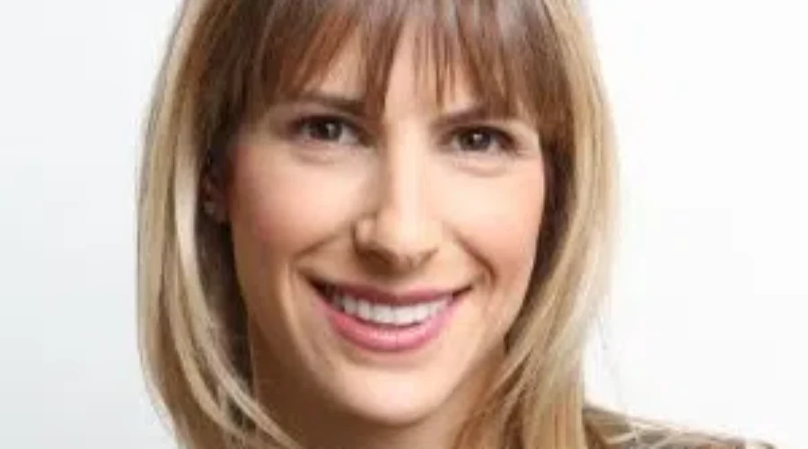 Life After University Concerns Differ Between Parents And Students