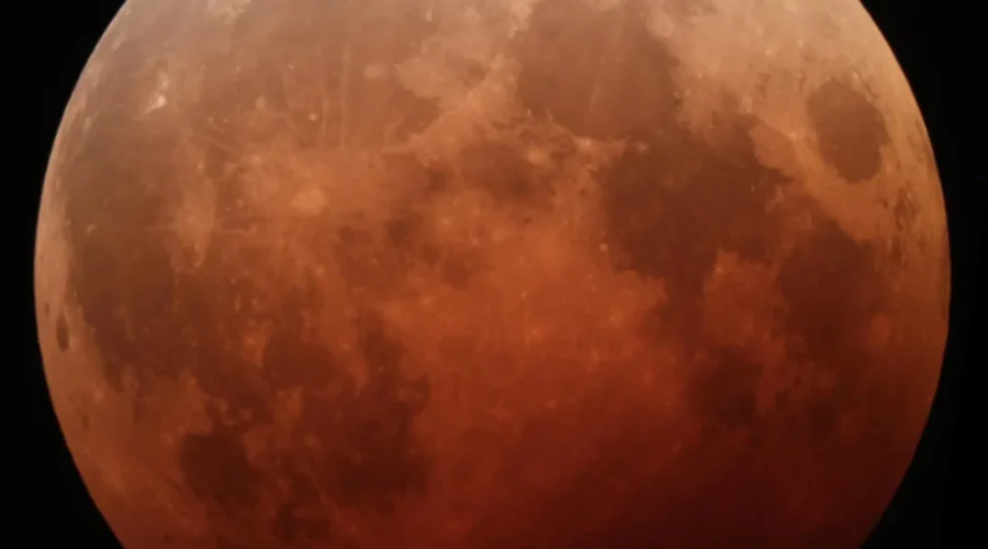 Spectacular Lunar Eclipse On Sunday