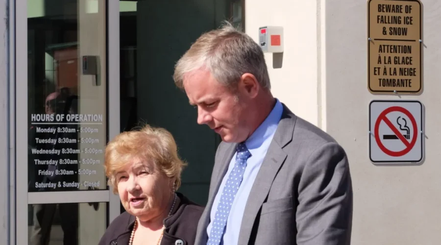 Dennis Oland Murder Trial Hears About Stained Paper Towel Found In Bathroom