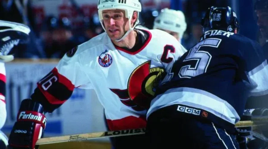 Former NHLer Looks To Inspire Young Hockey Players