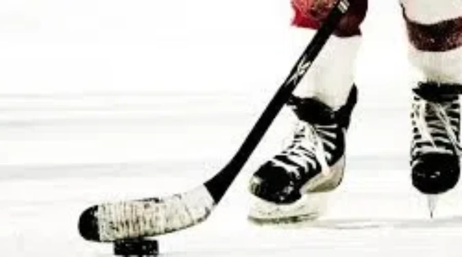 Hockey Players In Moncton For Challenge Cup