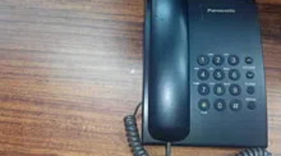 Local Cable Technician Helping Syrian Refugees Settle