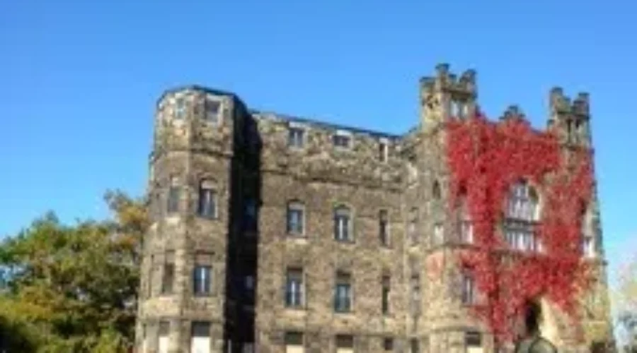 Model Suite To Open Soon In Historic Castle Manor