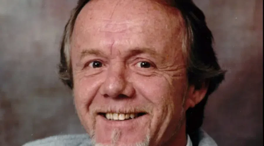 Former Students Are Raising Funds For McKenzie College Artist In Residence Joe Collins