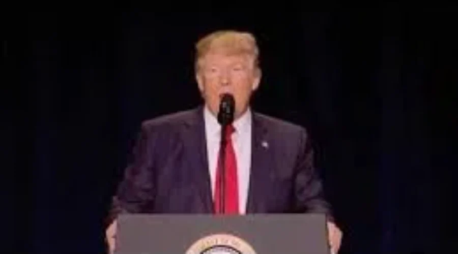 President Trump Jokes About Saying A Prayer For Arnold