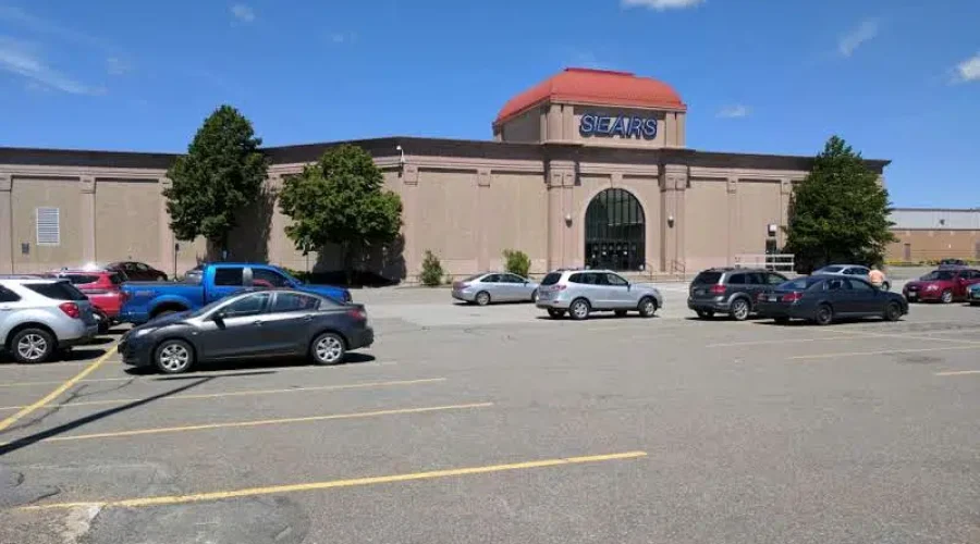 UPDATE: Sears Canada To Cut Jobs And Close Stores After Filing For Creditor Protection
