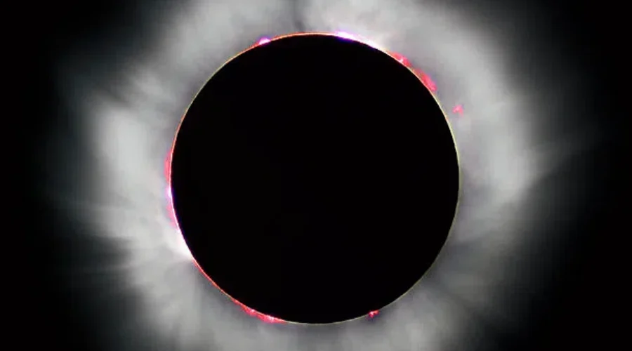 Astronomer Calls Total Solar Eclipse A “Once In A Lifetime Opportunity”