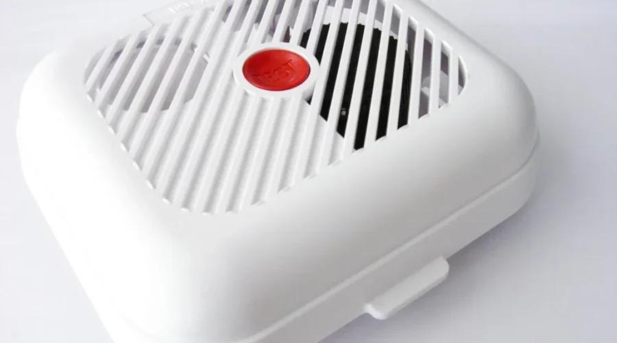 Use Daylight Savings Time To Check On Smoke Alarms and Carbon Monoxide Detectors