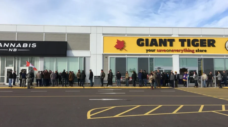 Long Lineups At Cannabis NB Stores
