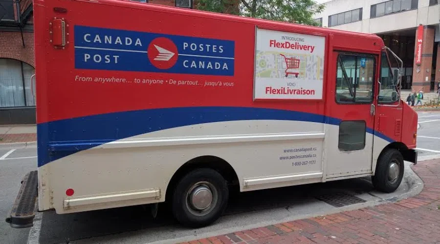 Canada Post Union Issues Strike Notice