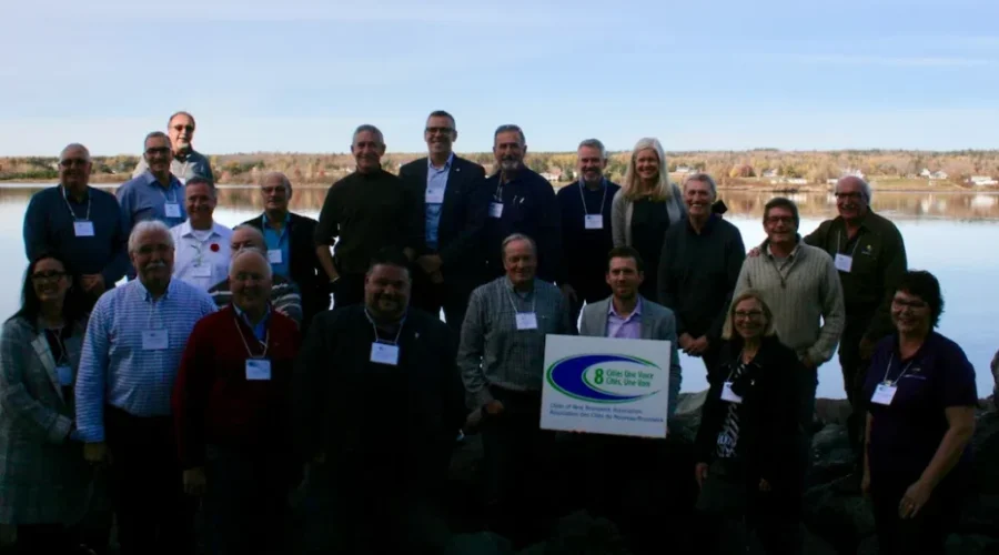 Association Gives Immigration Priority