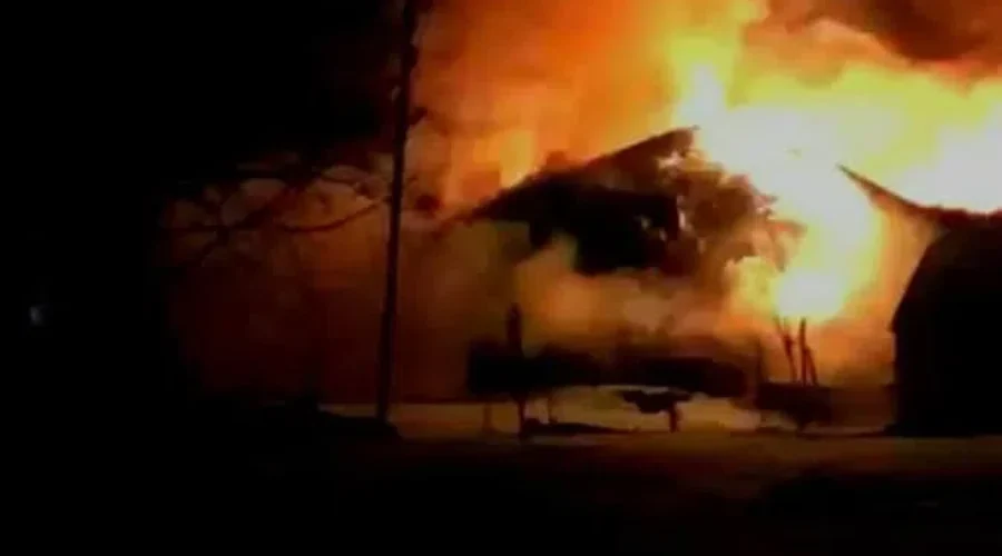 Moncton Fire Department Contains Garage Fire