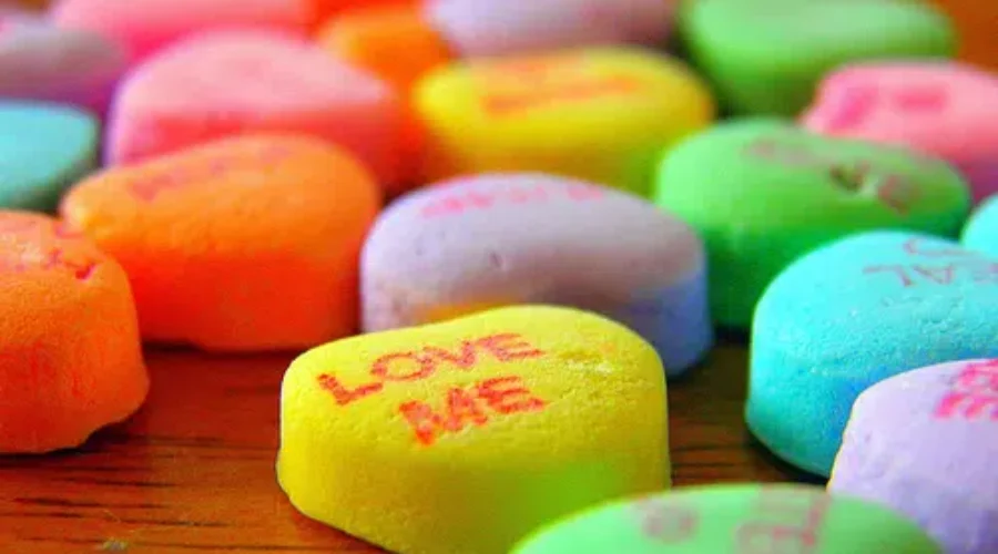 Survey Reveals Top Gift Choices For Valentines Day