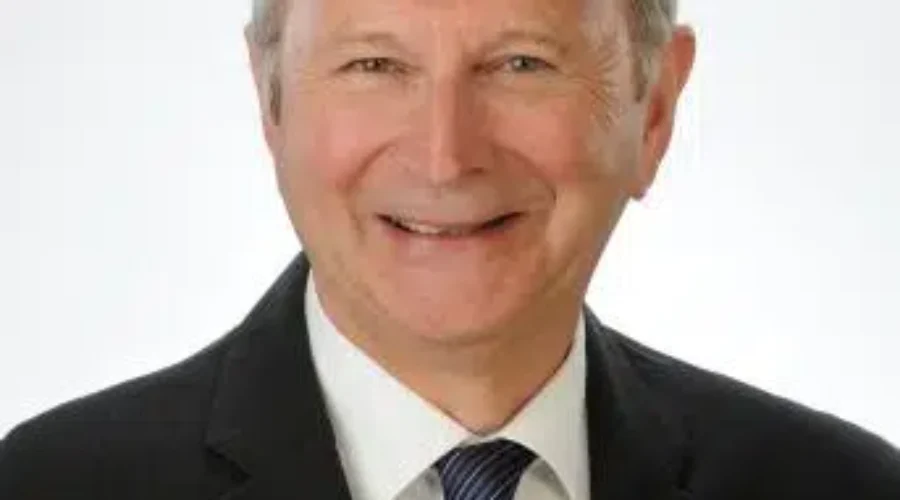 Higgs Talks Carbon Tax In Meeting with Prime Minister