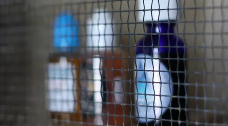 Poison Centre Warns To Keep Nicotine Juice Out Of The Hands Of Children