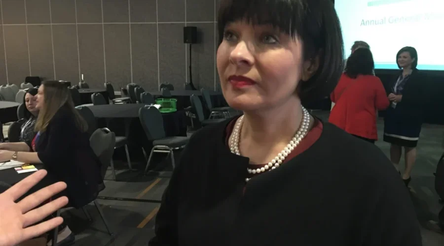 Federal Health Minister Addresses Nursing Home Association