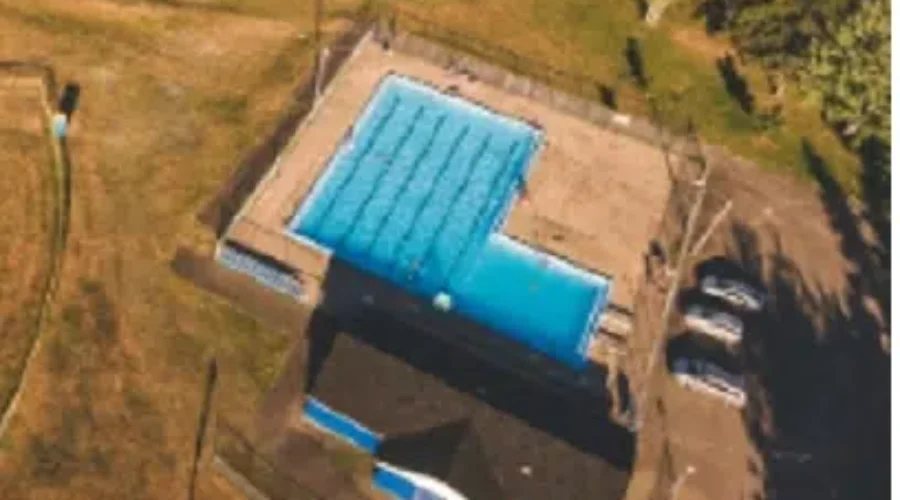 Free Admission For Last Weekend At Lion Ken Gabbey Community Pool