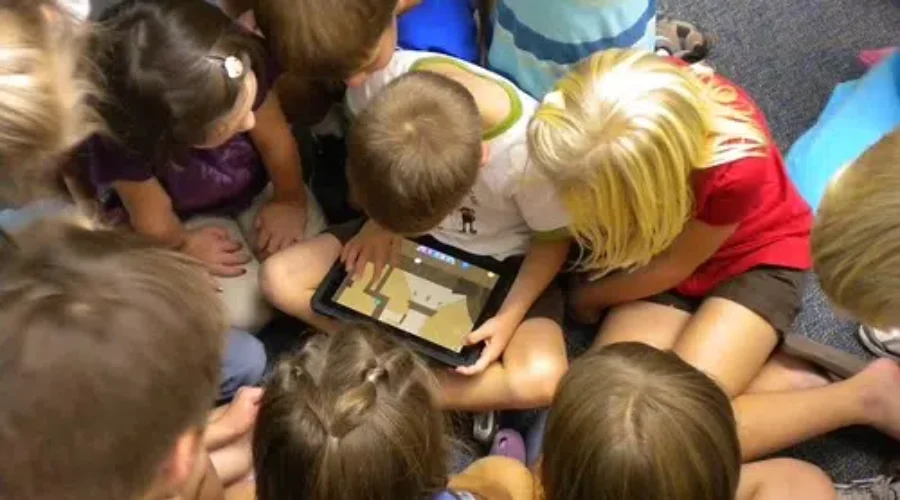 Dialogue NB Launches Program Teaching Social Cohesion