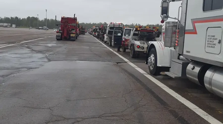 Convoy Held In Honour Of Tow Truck Driver