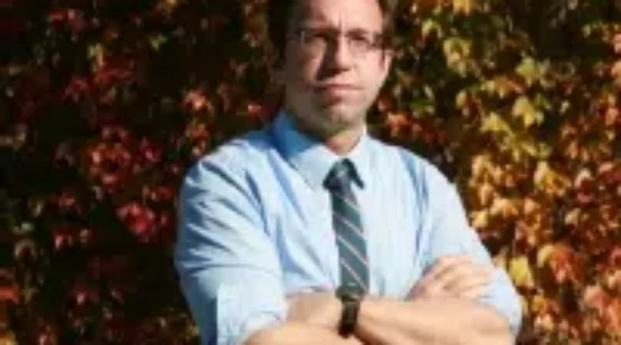 Minority Governments and U.S. Support In Election 43