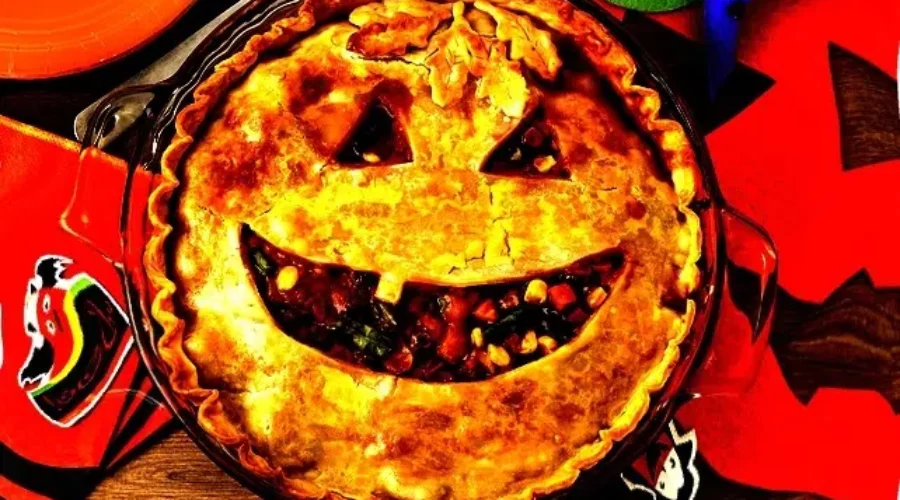 Jack-o’-Lantern BBQ Chicken Pot Pie!!