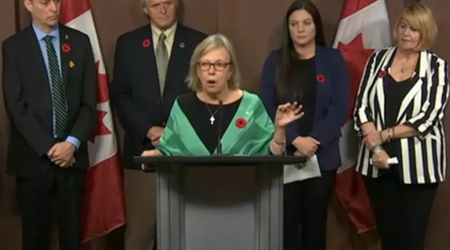 Elizabeth May Resigns As Green Leader, Remains MP