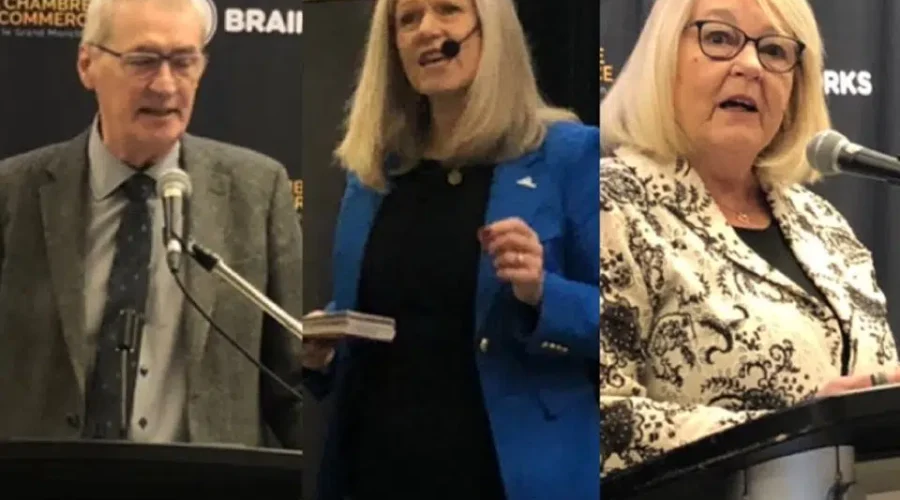 Mayors Highlight Growth of Tri-Communities