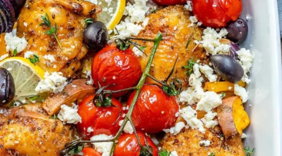 EASY GREEK CHICKEN BAKE