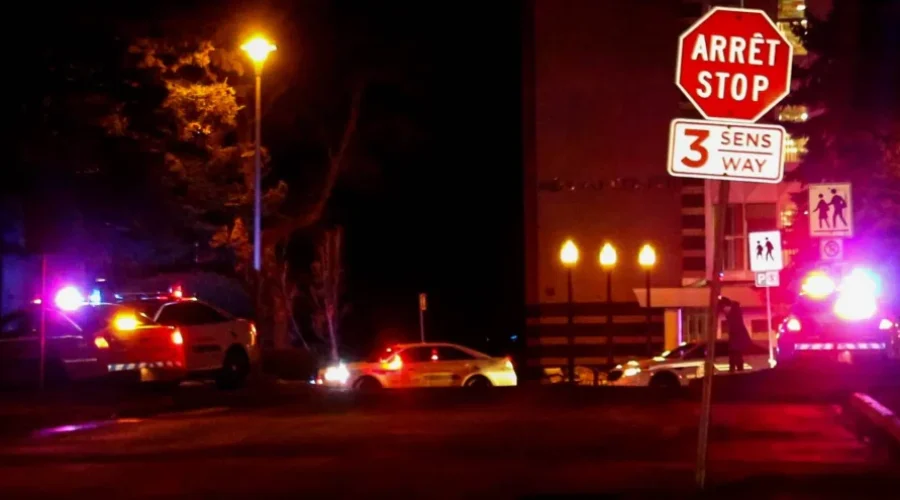 RCMP Officers Investigate Incident At U de M