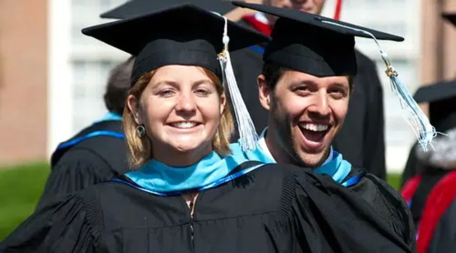 Anglophone East Schools Considering Graduation Ceremony Options