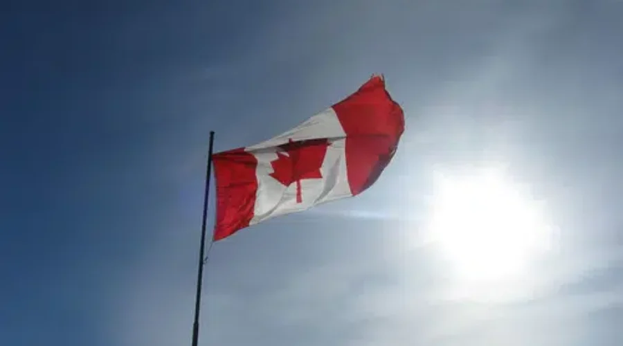 Canada Records Largest Monthly GDP Drop