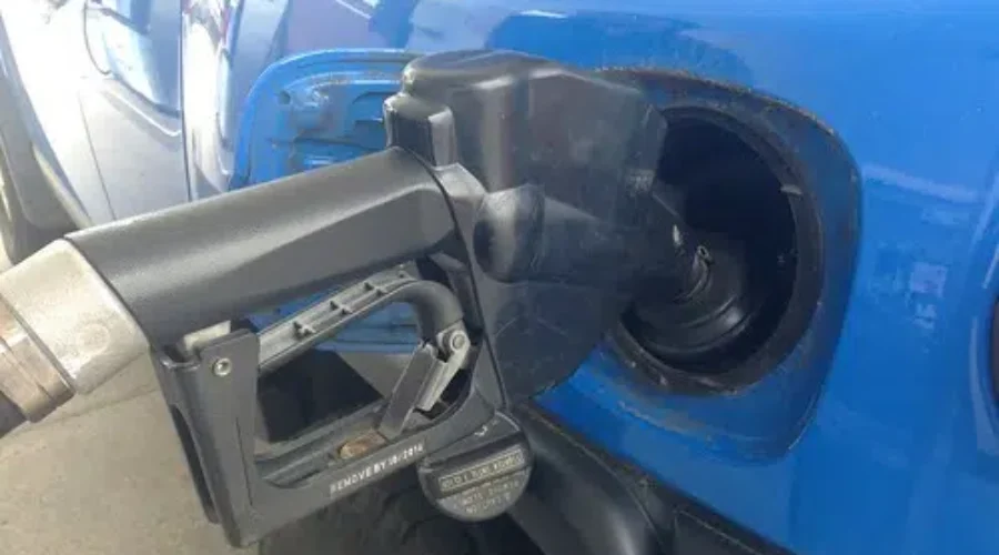 Motorists Paying Less At The Pumps This Week