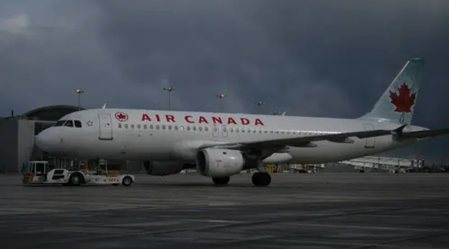 Possible COVID-19 Exposure On Board Air Canada Flight