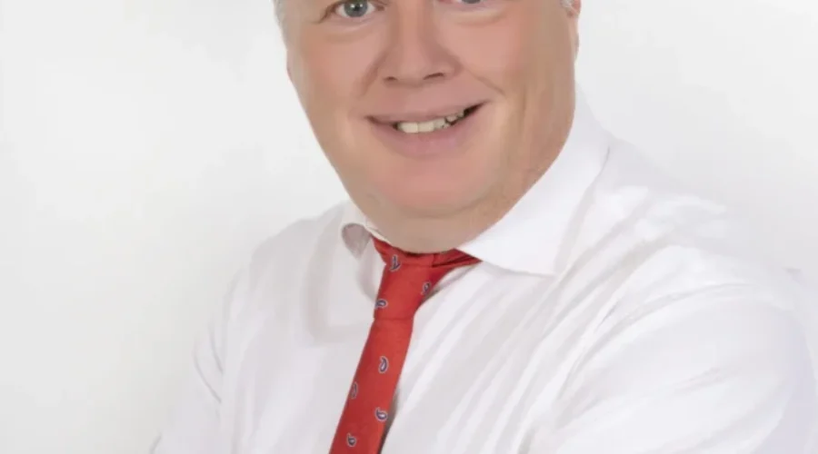 UPDATE: Liberals Turf Candidate Over Controversial Posts