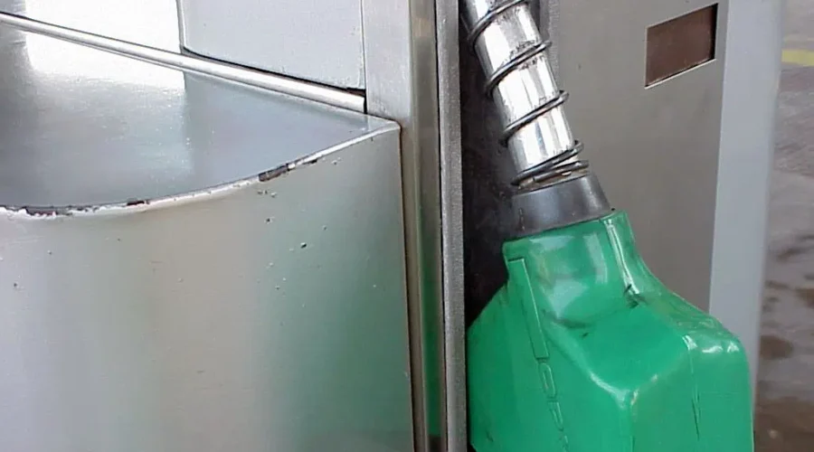 Small Dip In NB Gas Prices