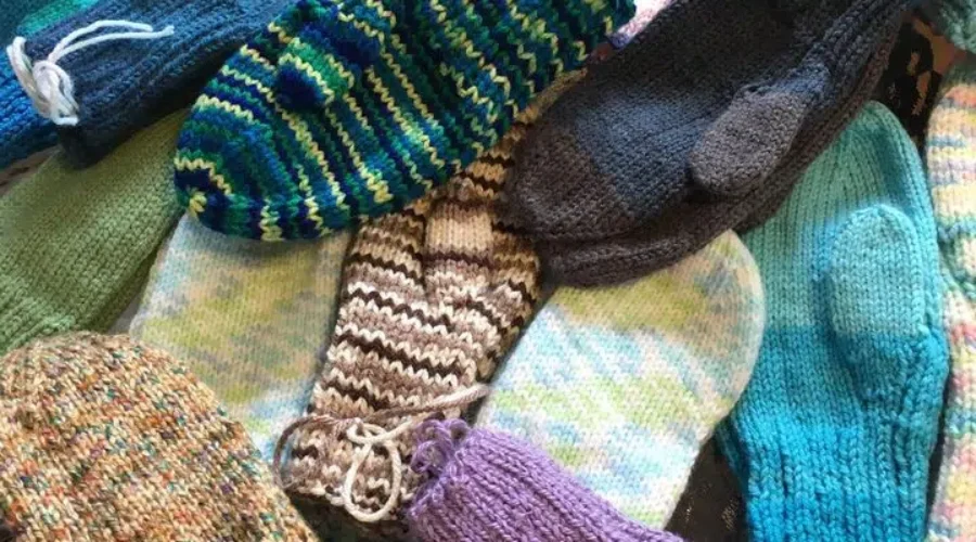 Volunteer Knitters Needed To Make Hats, Scarves and Mittens