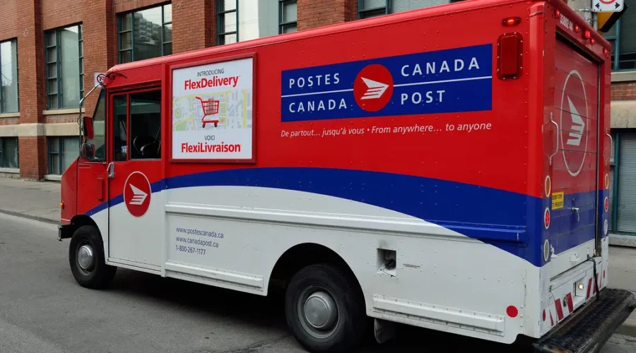 Canada Post Prepares For Busy Holiday Season