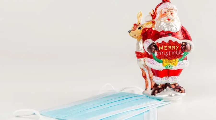 N.B. Top Doc Reassures Santa Claus Not Affected By Travel Restrictions