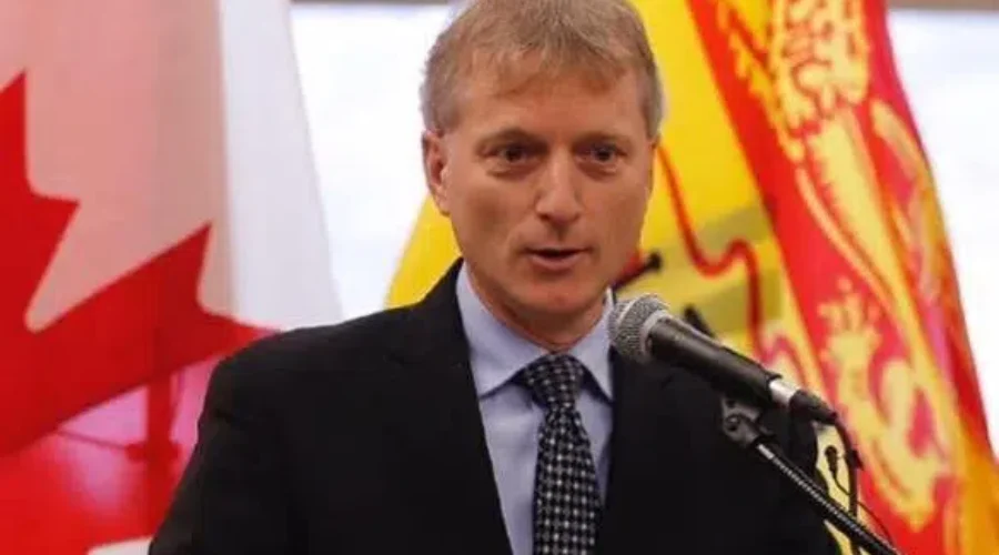 NB Liberal Leader Wants Government To Reconsider Vaccine Priorities