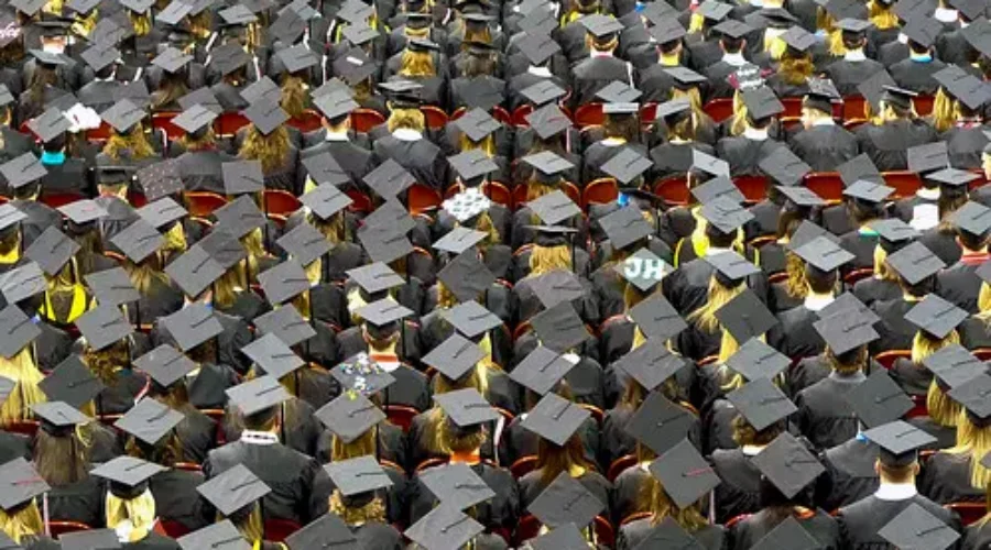 RHS Grad Parade Approved By Town Council