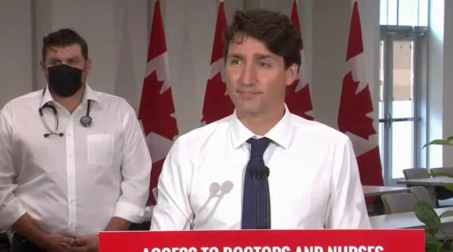 Trudeau Promises $6B Healthcare Investment During N.S. Campaign Stop