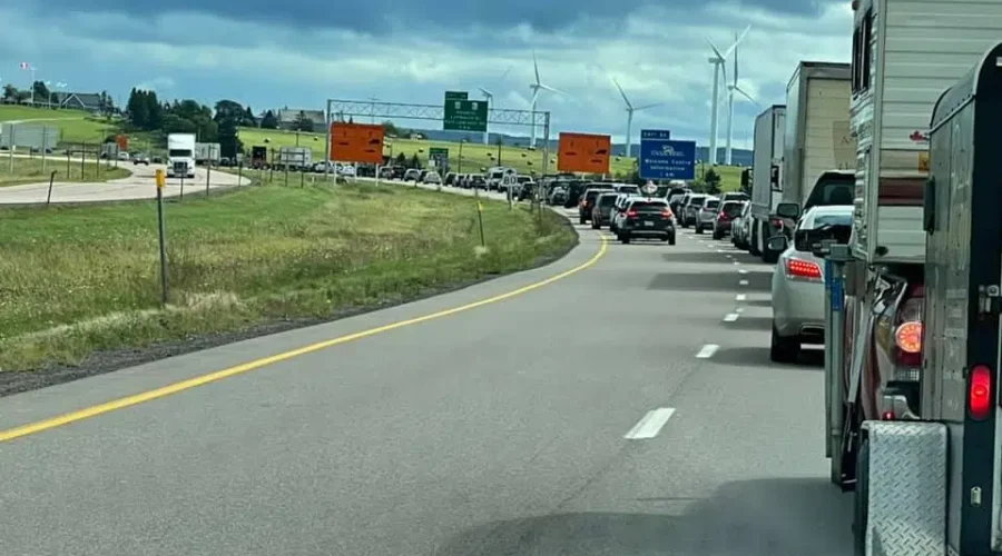 Major Delays At NS/NB Border Heading Into Long Weekend