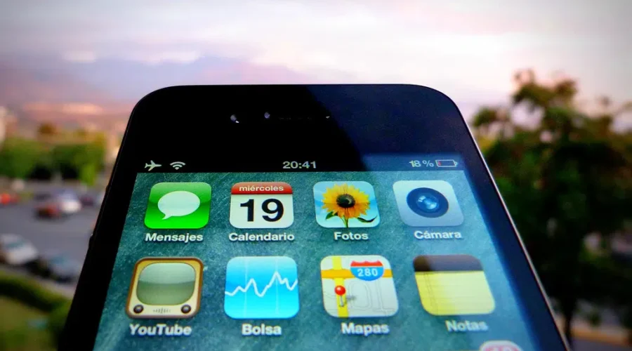 UPDATED: Bell Users Experience Time Issue On Mobile Phones
