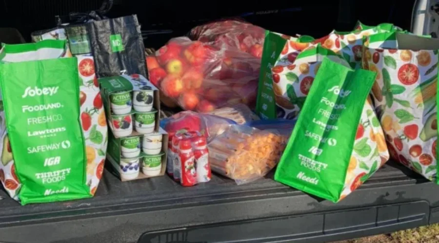 Local Schools Offering Mobile Breakfast And Lunch Programs During Strike