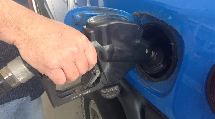 Small Change For NB Gas Prices For Christmas