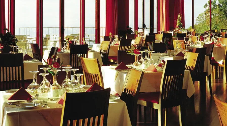 ‘Too Much, Too Fast’: Restaurant Operators Worry About Rising Minimum Wage